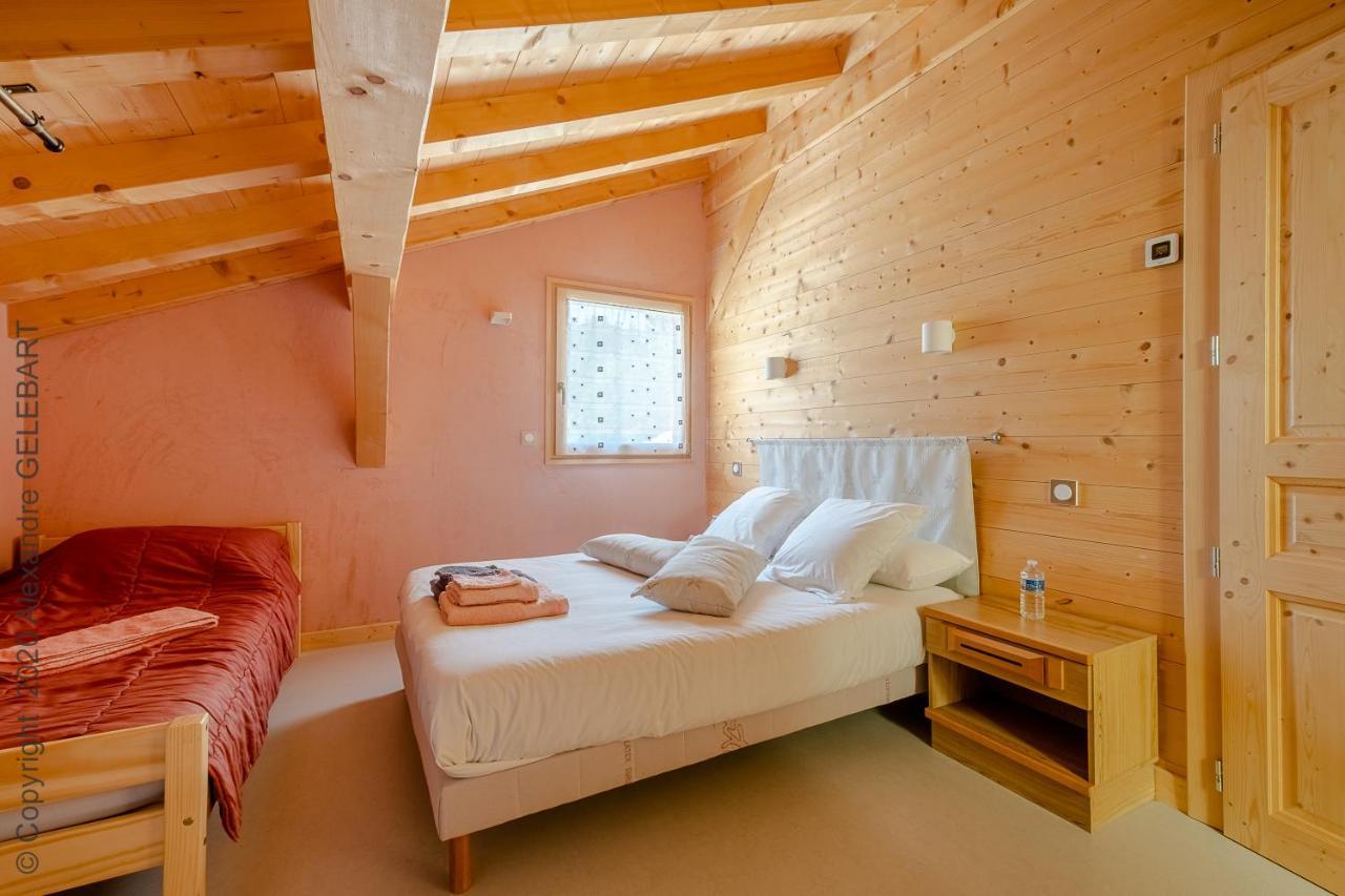 Chalet Aux 3 Biches Mieussy エクステリア 写真