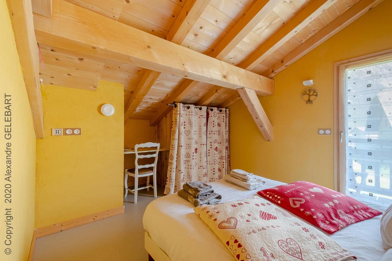 Chalet Aux 3 Biches Mieussy エクステリア 写真