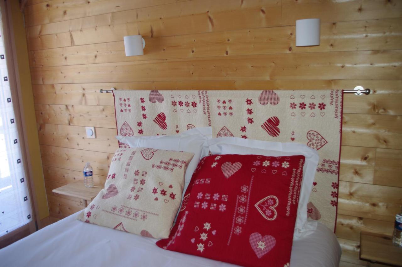 Chalet Aux 3 Biches Mieussy エクステリア 写真