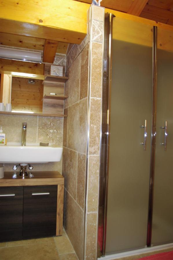 Chalet Aux 3 Biches Mieussy エクステリア 写真