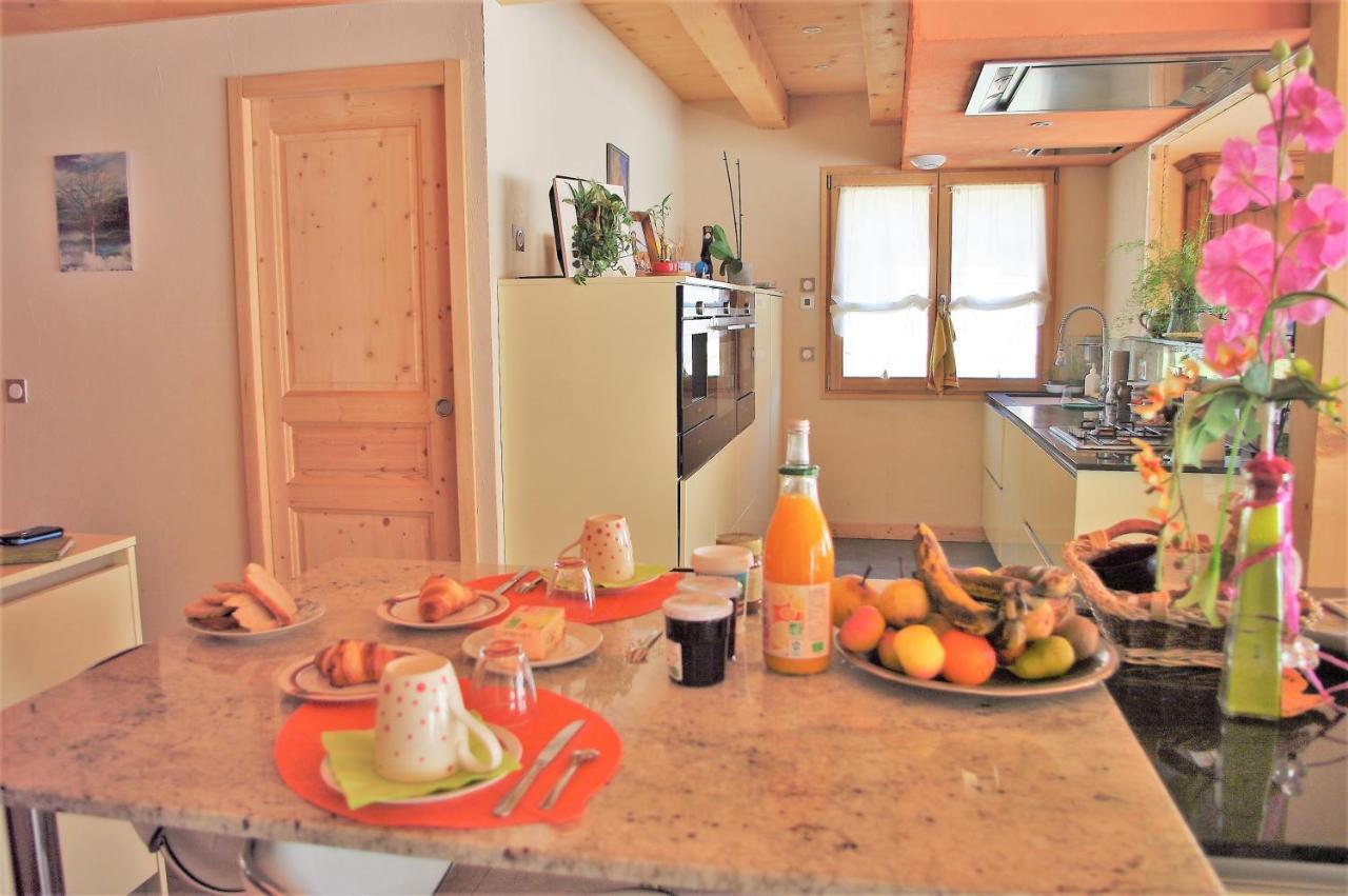 Chalet Aux 3 Biches Mieussy エクステリア 写真