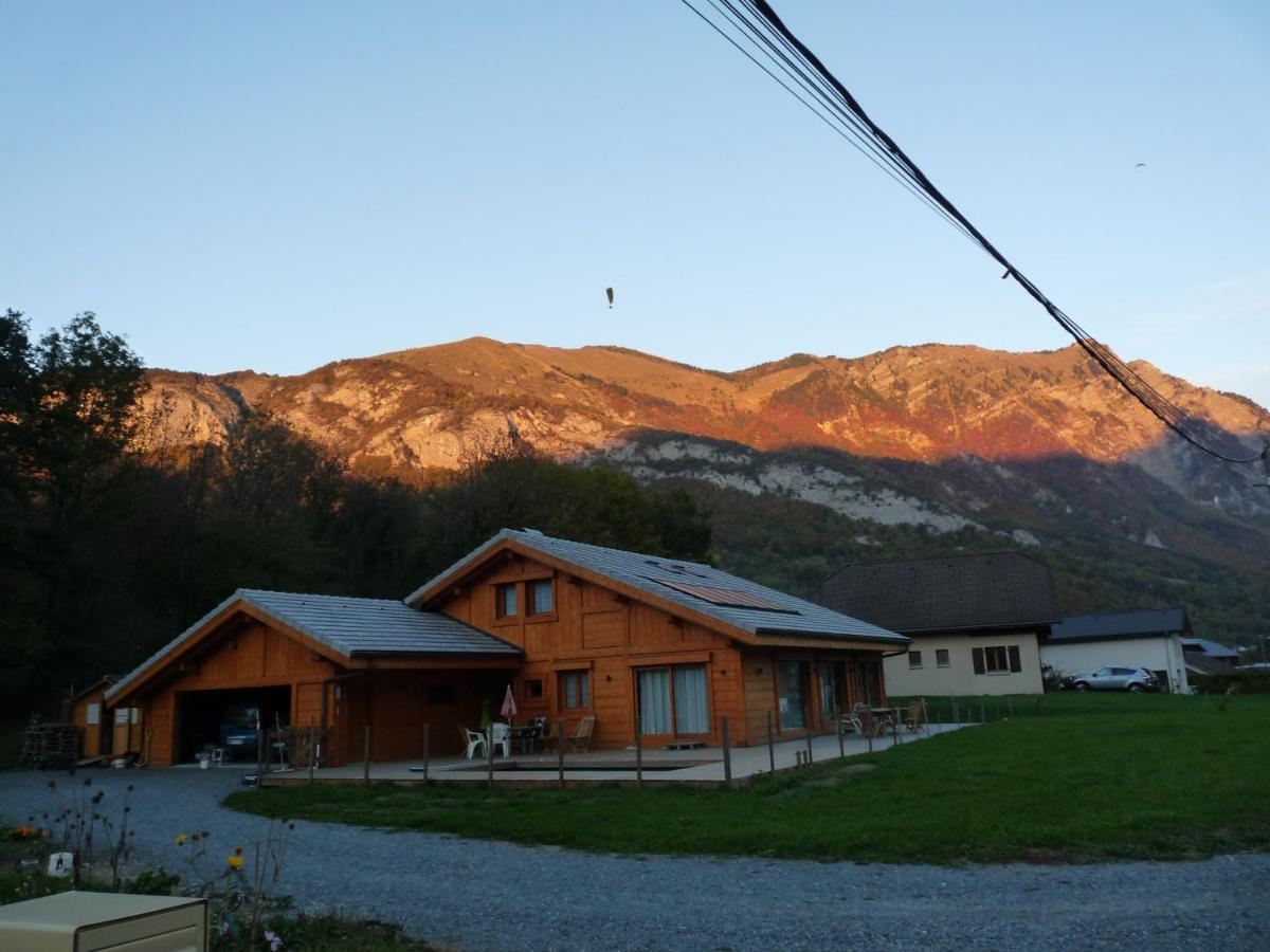 Chalet Aux 3 Biches Mieussy エクステリア 写真