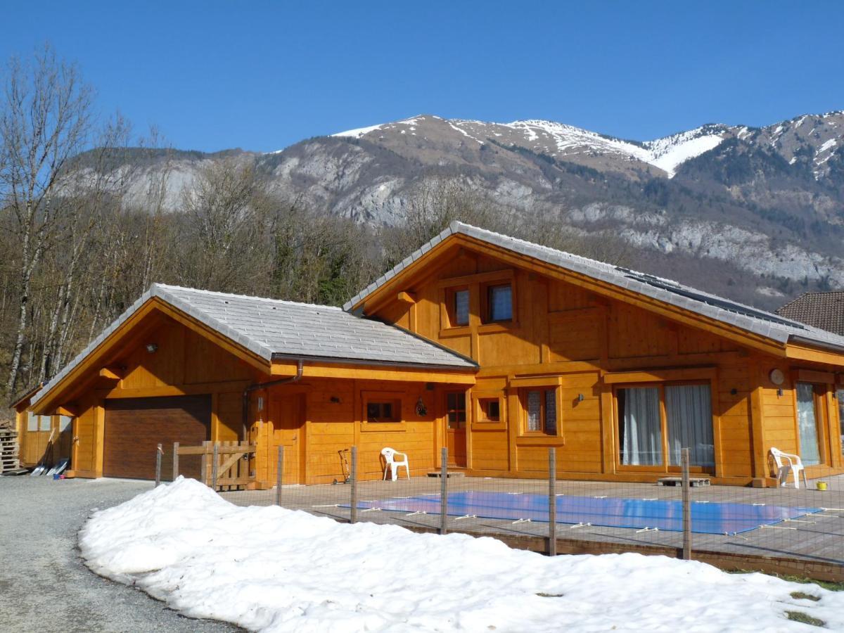 Chalet Aux 3 Biches Mieussy エクステリア 写真